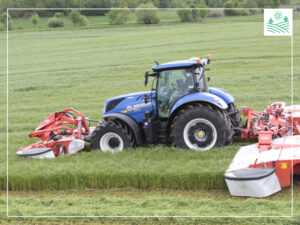 техніка для скошування трави